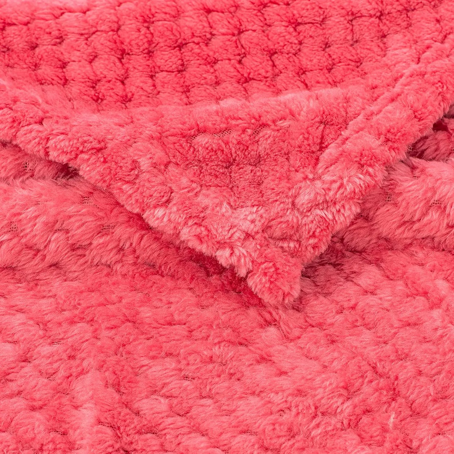 Cranberry Pet Blanket - Warm, Soft, Fuzzy Throws for Dogs & Cats, Plush Fleece for Bed, Couch, Sofa, Travel (S/24" x 32")