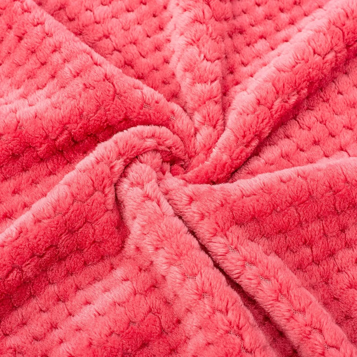 Cranberry Pet Blanket - Warm, Soft, Fuzzy Throws for Dogs & Cats, Plush Fleece for Bed, Couch, Sofa, Travel (S/24" x 32")