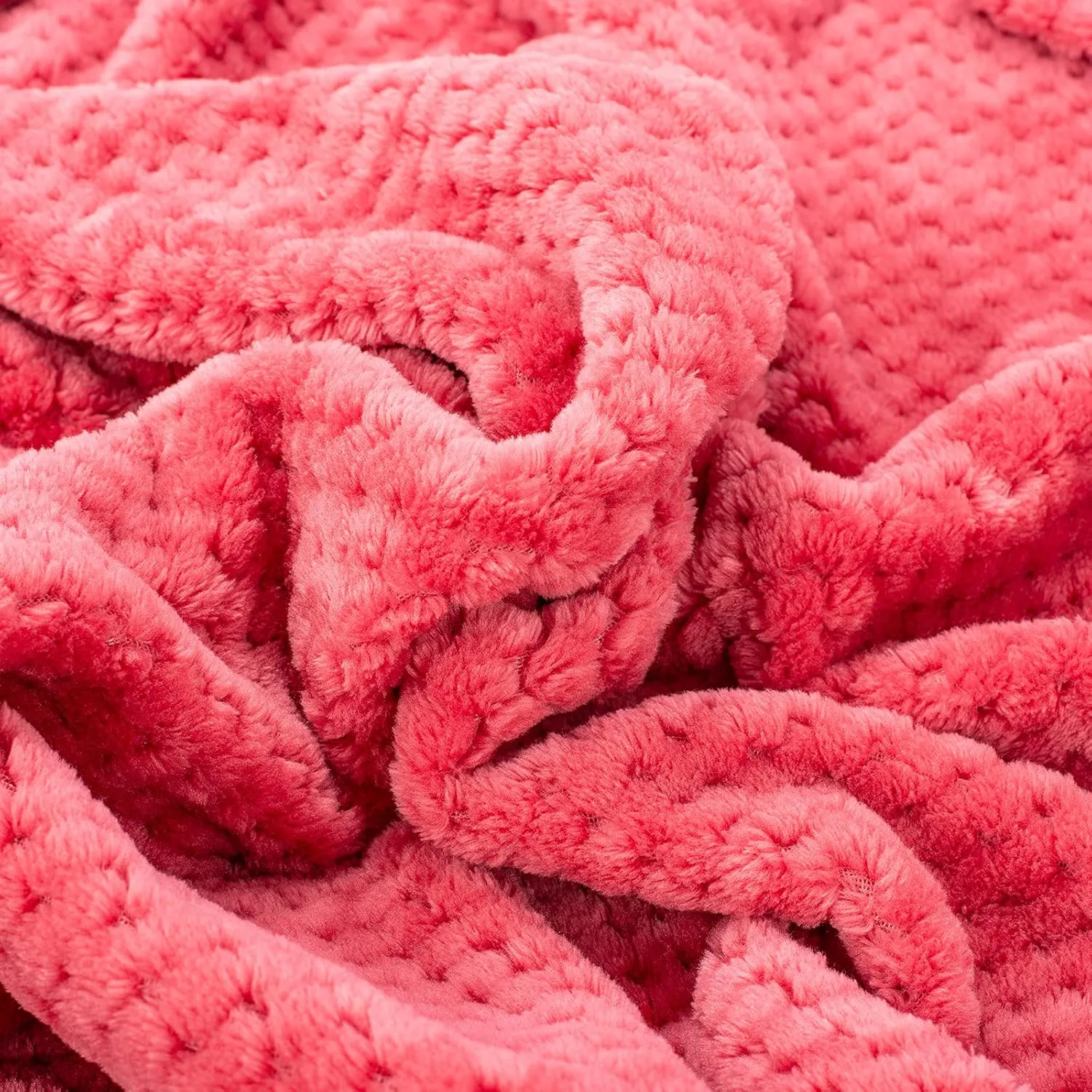 Cranberry Pet Blanket - Warm, Soft, Fuzzy Throws for Dogs & Cats, Plush Fleece for Bed, Couch, Sofa, Travel (S/24" x 32")